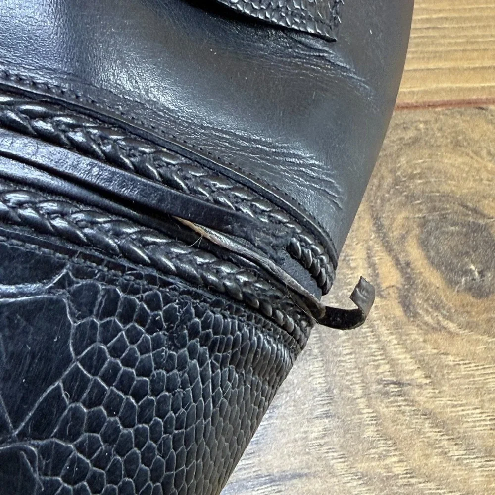 MEZLAN FLAWED Ostrich Leg Penny Loafers Mens 9 M Black Leather Dress Slip On